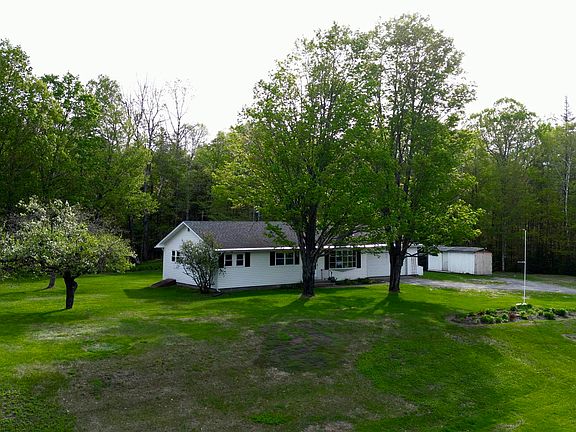2nd image of 330 Wightman Road