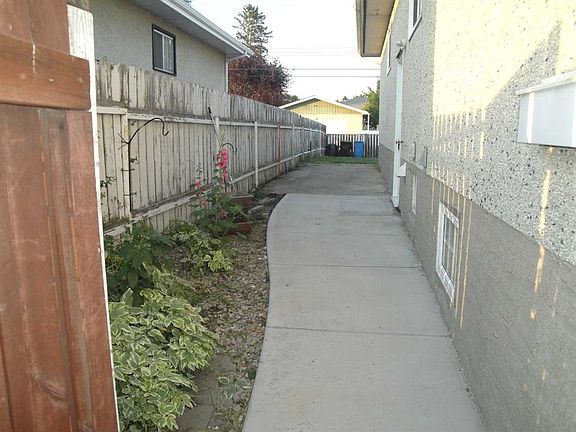 2nd image of 31 W Huntford Rd NE