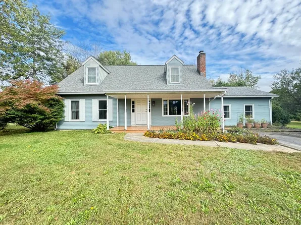 525 Oak Hill Dr, Sayre, PA 18840