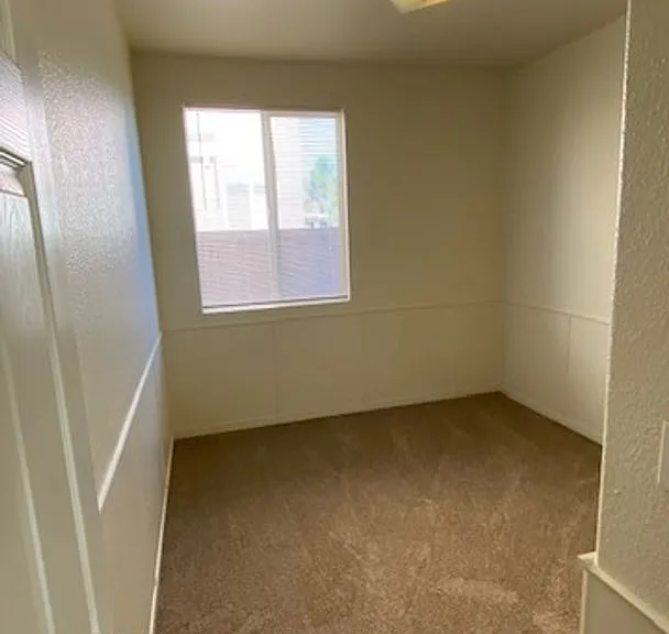 566 Stewart Way — Photo 27