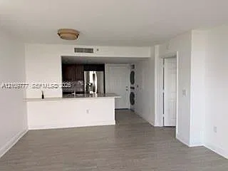 The Aston Condo — Photo 4