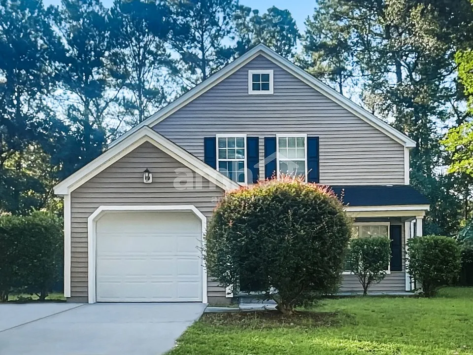 9128 Fieldstone Trce
