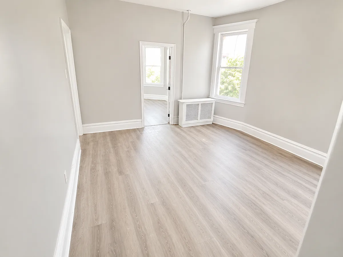 Building Photo - 49 Norwood St #2