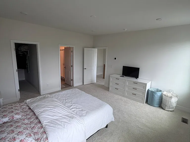 3rd floor bedroom#3