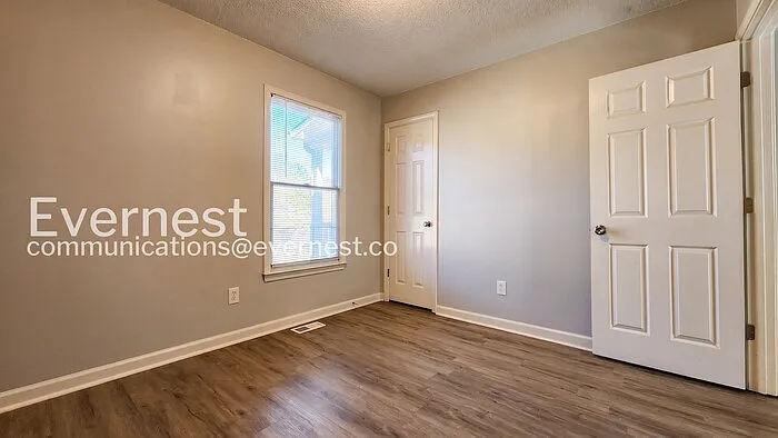 345 Bomar Ln — Photo 14