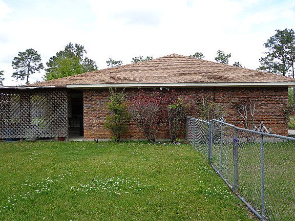 Left side yard