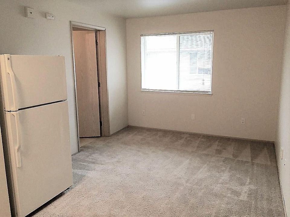 1st image of 4720 21st Ave NE APT A307
