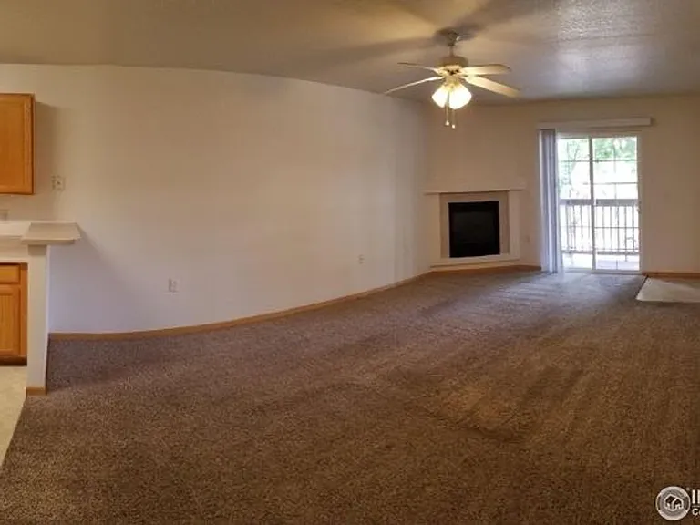 1221 University Ave #D303 — Photo 6