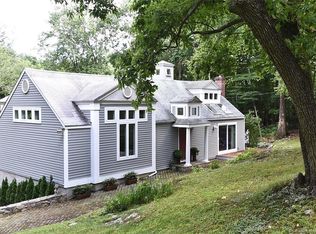 251 Godfrey Rd E, Weston, CT 06883