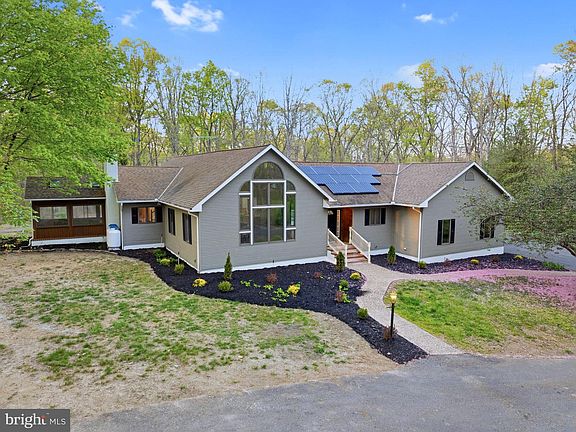 2nd image of 856 Willow Grove Rd
