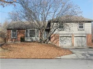 38 E 106th St, Kansas City, MO 64114