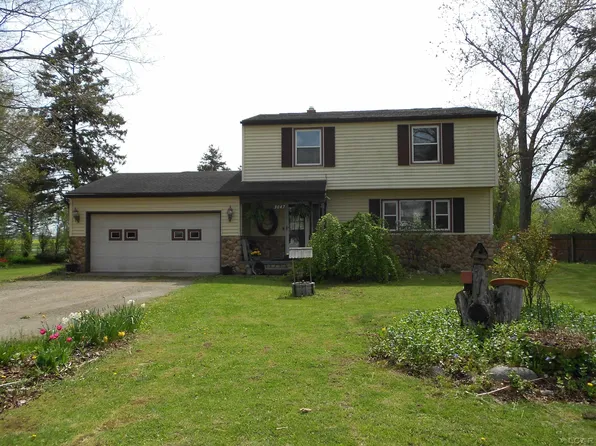 3047 Marvin Dr, Adrian, MI 49221