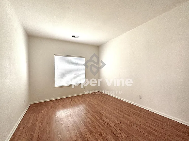 13955 E 105th Ave — Photo 17