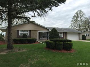 116 S Elm St, Minonk, IL 61760