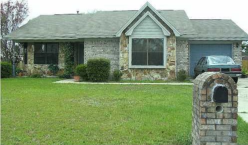 2nd image of 10105 Peppertree Ct