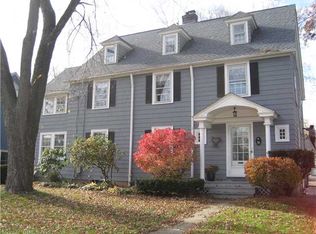 31 Lexington Rd, West Hartford, CT 06119