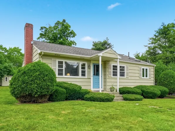 5 Antrim Rd, Framingham, MA 01701