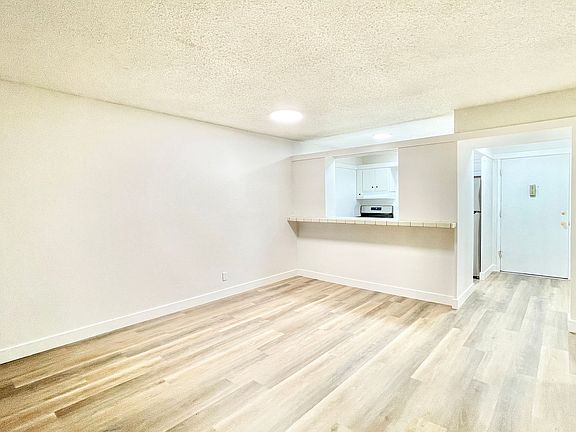 4th image of 1240 Alameda De Las Pulgas APT 203