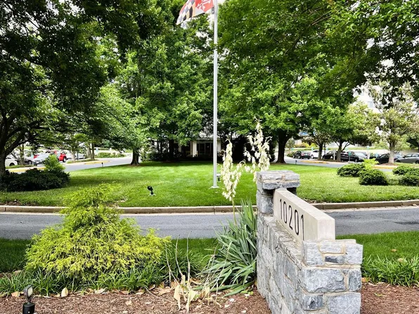 10201 Grosvenor Pl APT 915, Rockville, MD 20852
