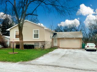 23540 N Echo Lake Rd, Lake Zurich, IL 60047