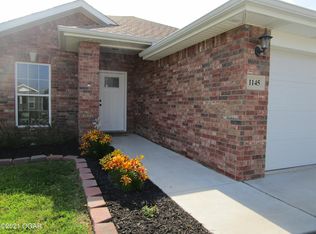 1145 N Oak Way, Webb City, MO 64870