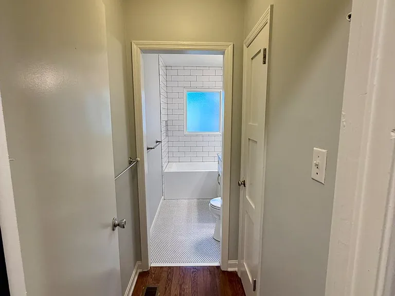99 Norwood Ave NE #B — Photo 12