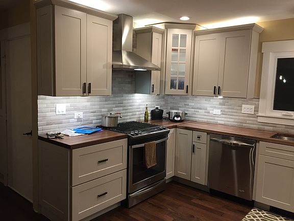3rd image of 33321 N Gagewood Ln