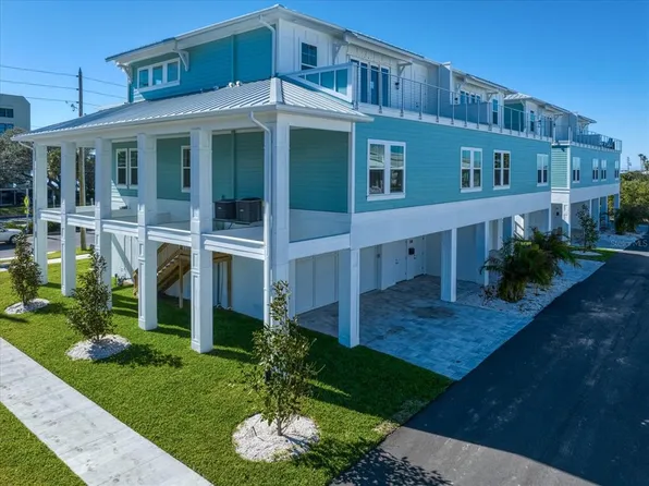 238 Causeway Blvd, Dunedin, FL 34698