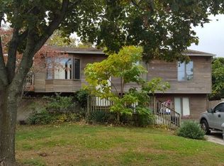 122 Remington Ave, Selden, NY 11784