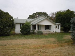 1044 Nast Chapel Rd, Martinsville, IN 46151