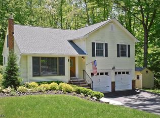 7 Martha Dr, Morristown, NJ 07960