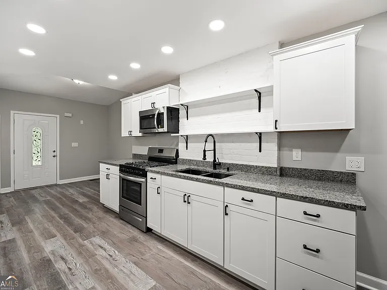 1126 Briarcliff Rd NE #3 — Photo 4
