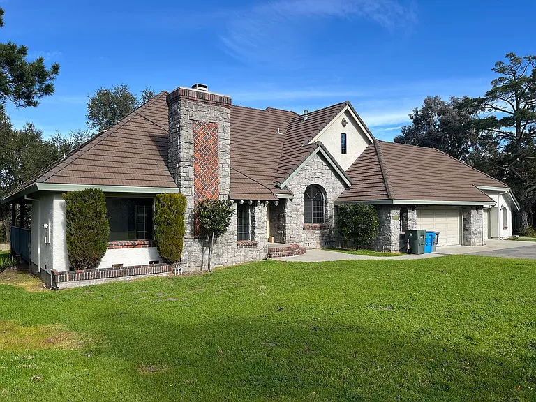 3045 Three Springs Ct — Photo 1