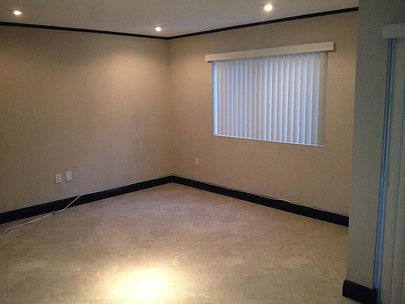 2nd image of 6245 Kendale Lakes Cir #100