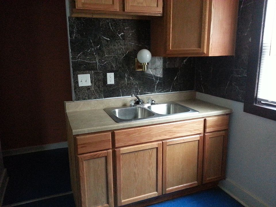 1st image of 304 N Lockwood Ave #1