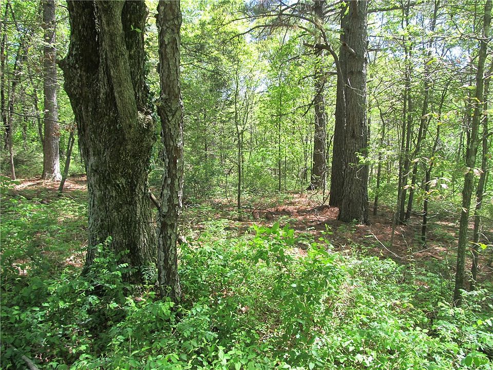 2nd image of Nairn Cir