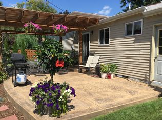 590 Christopher Rd, Jackson, MI 49203