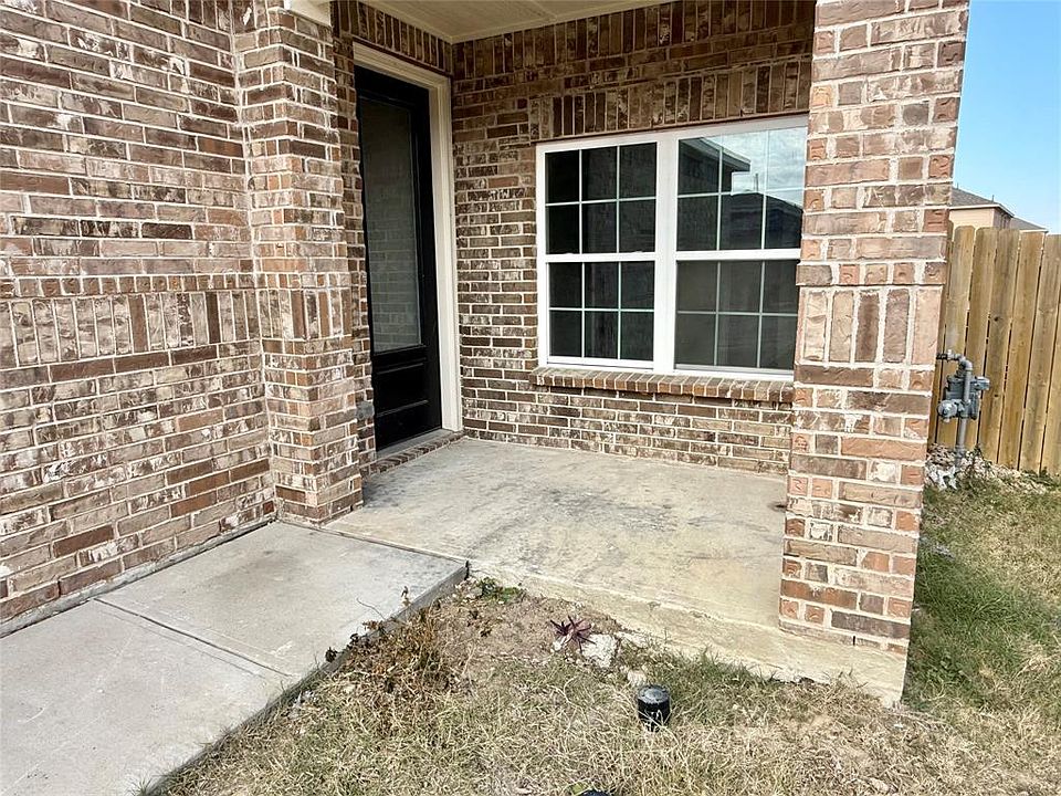 1st image of 1104 Witherspoon Ln #1104