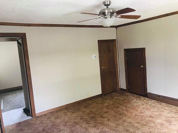 5th image of 116 N Main St