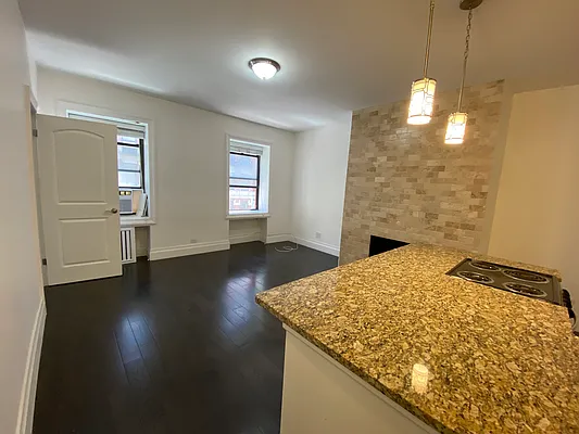 Rented by Aether Property Group | media 14