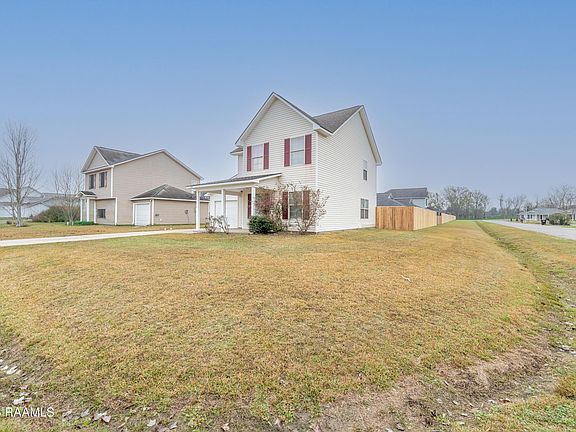 3rd image of 307 Coles Creek Dr