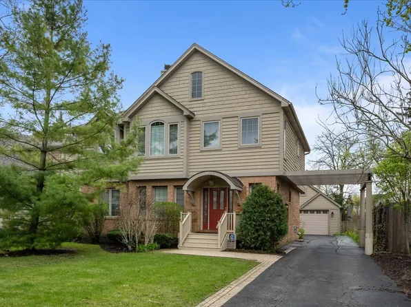 1139 Elmwood Ave, Deerfield, IL 60015