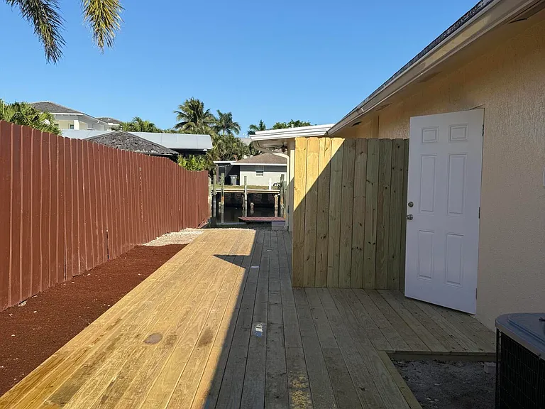 2565 Old Donald Ross Rd — Photo 19