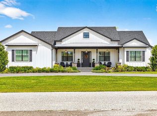 32831 3rd Ave, San Antonio, FL 33576