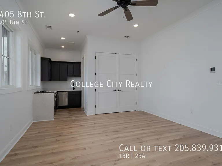 1405 8th St — Photo 3