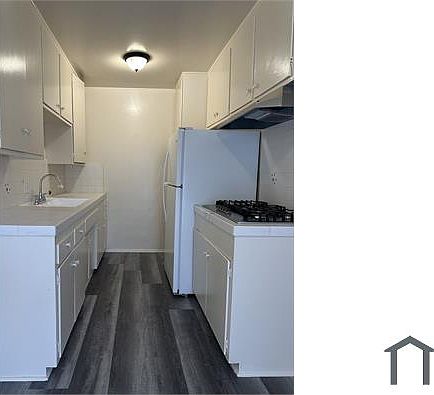 5th image of 620 S Flower St