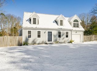 26 New London Ave, Barnstable, MA 02630
