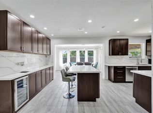 3120 SW 23rd St, Fort Lauderdale, FL 33312