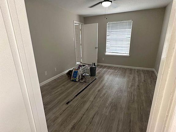 5th image of 9700 Leawood Blvd APT 210