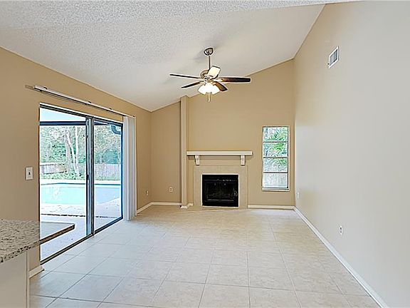 3rd image of 4212 Interlake Dr